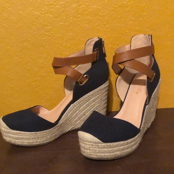 Pie pie buy Shoes - Summer navy wedges size 8